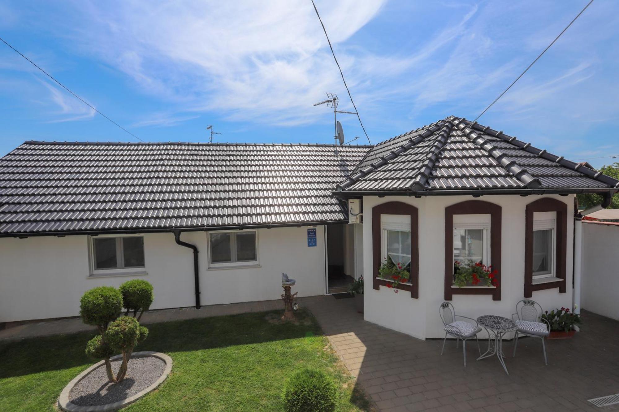 Apartman Veronika จาโกโว ภายนอก รูปภาพ