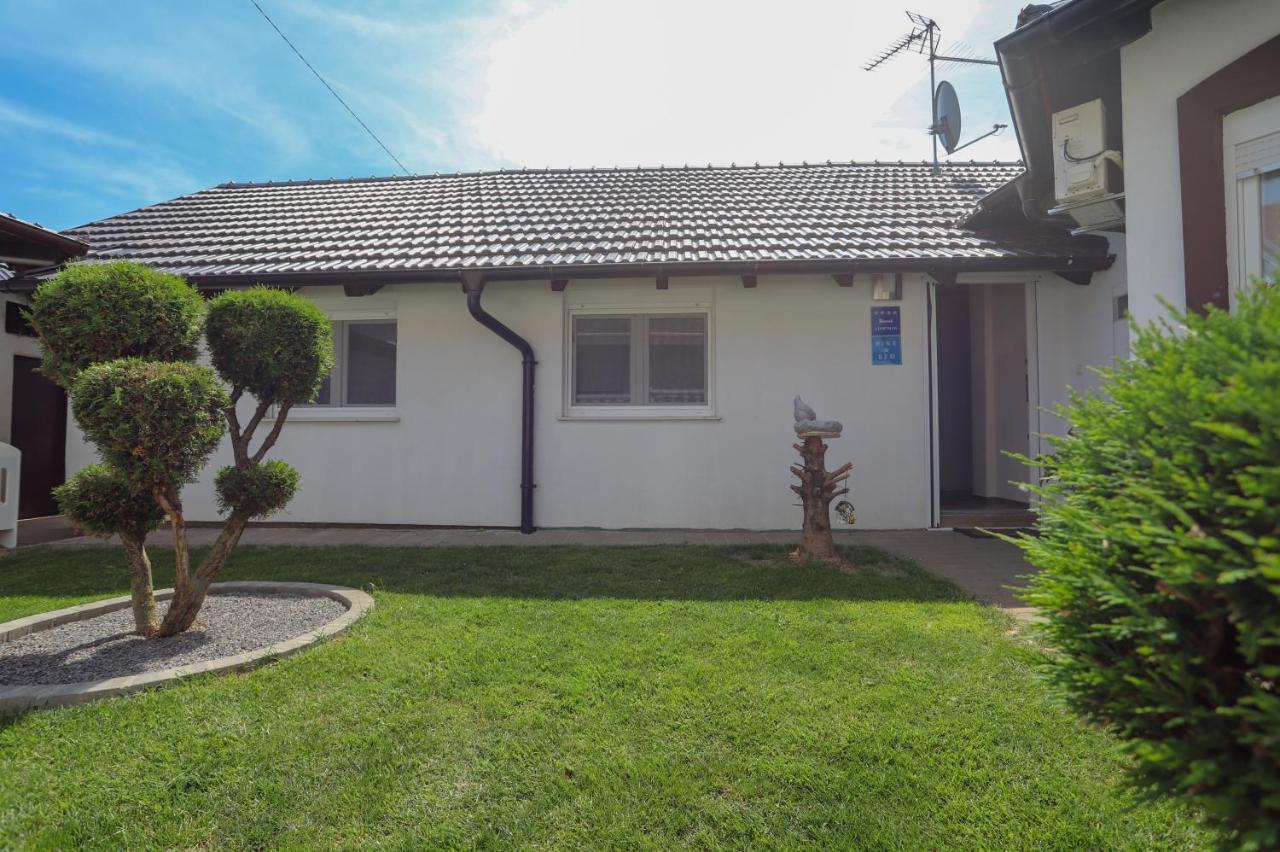Apartman Veronika จาโกโว ภายนอก รูปภาพ